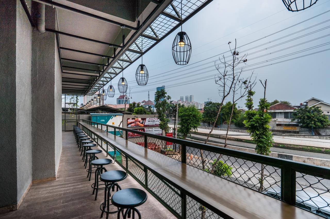 โรงแรมเมเปิล โกรกอล จาการ์ตา ภายนอก รูปภาพ